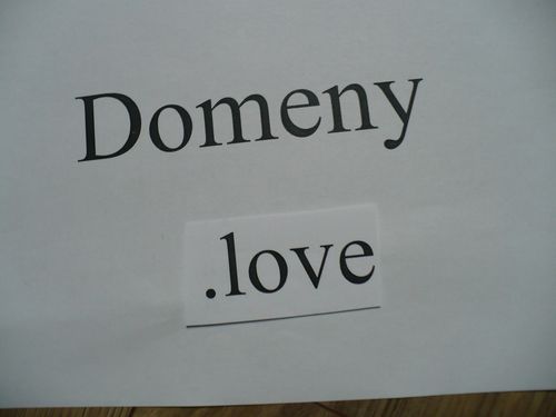 Domeny love