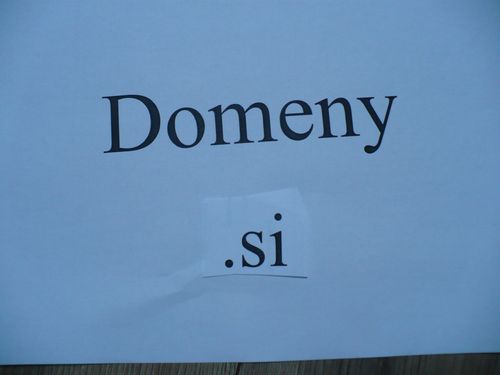 Domeny si