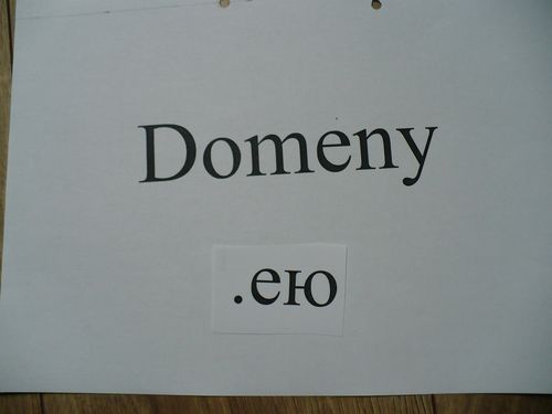 Domeny xn--e1a4c